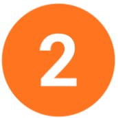 Sablier en verre transparent avec du sable doré, arrière-plan flou de montres.